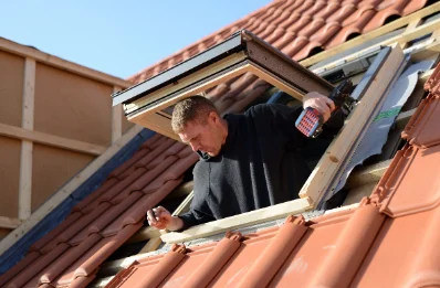 Pose de fenêtres de toit Velux à Nailly